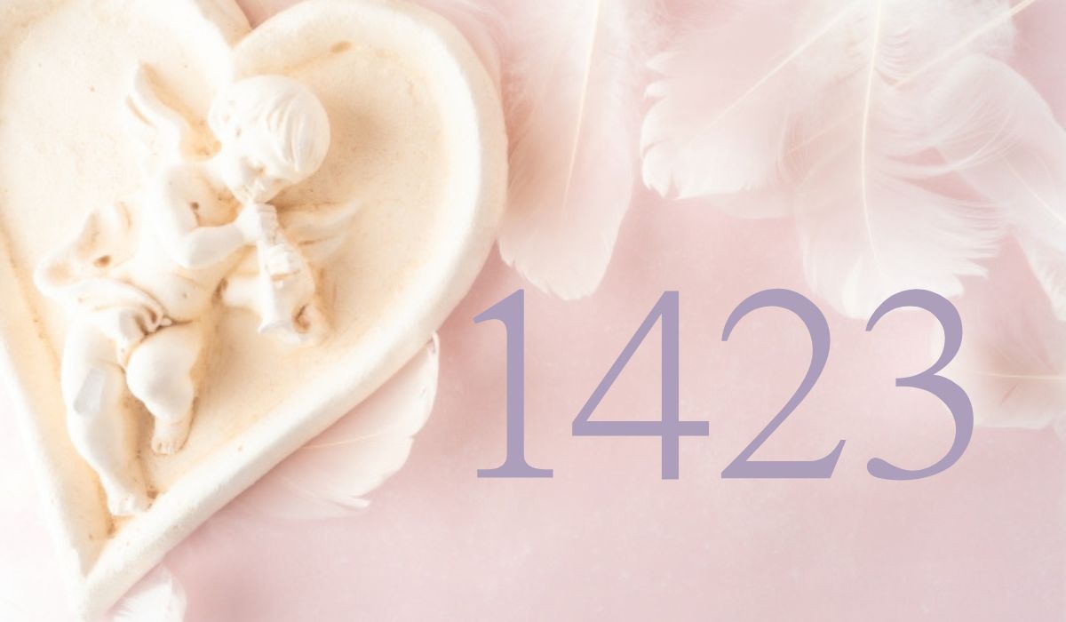 1423
